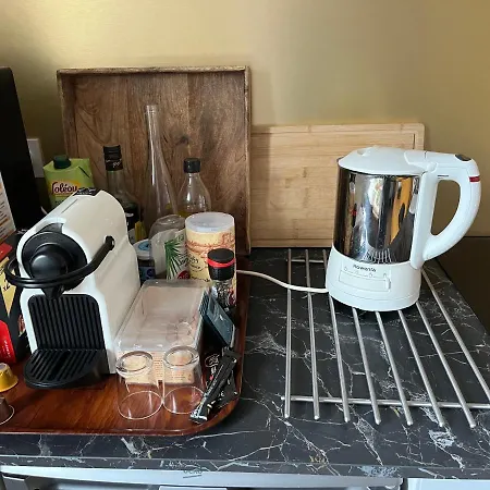 Lumineux A 100m Apartment